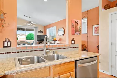 2321 S Via Espinosa, Green Valley, AZ 85614 - Photo 10