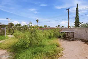 7126 E Princeton Pl, Tucson, AZ 85710 - Photo 40
