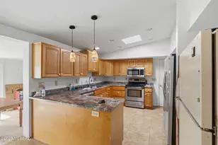 7126 E Princeton Pl, Tucson, AZ 85710 - Photo 12
