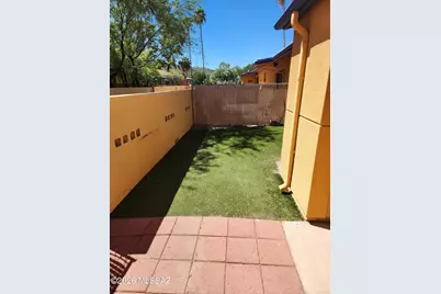 [Address not provided], Tucson, AZ 85745 - Photo 16