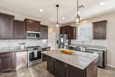 9883 N Melandra Way, Marana, AZ 85653 - Photo 8