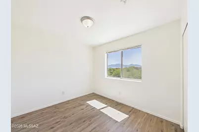723 W Firehawk Drive, Green Valley, AZ 85614 - Photo 18
