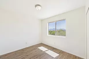 723 W Firehawk Dr, Green Valley, AZ 85614 - Photo 18