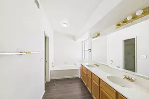 8932 N Spinel Pl, Tucson, AZ 85742 - Photo 22