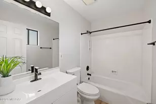 2417 E Blacklidge Dr, Tucson, AZ 85719 - Photo 24