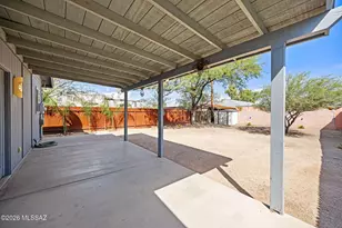 2417 E Blacklidge Dr, Tucson, AZ 85719 - Photo 34