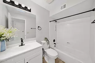 2417 E Blacklidge Dr, Tucson, AZ 85719 - Photo 20