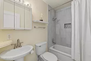810 S Sarnoff Dr, Tucson, AZ 85710 - Photo 20