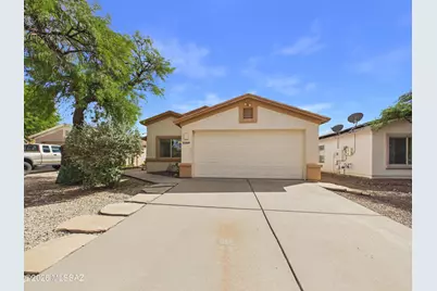 10096 Desert Valley Place, Tucson, AZ 85747 - Photo 1