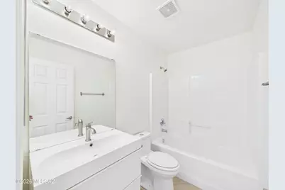 2136 W Frostwood Lane, Tucson, AZ 85745 - Photo 16