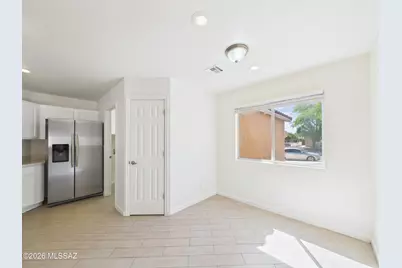 2136 W Frostwood Lane, Tucson, AZ 85745 - Photo 6