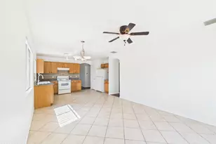 8544 E Desert Retreat Ct, Tucson, AZ 85730 - Photo 10