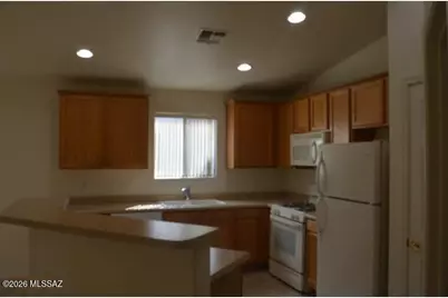 13671 E VÃ­a Valle De Lobo, Vail, AZ 85641 - Photo 6