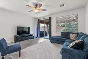 2256 E Stone Stable Dr, Oro Valley, AZ 85737 - Photo 10