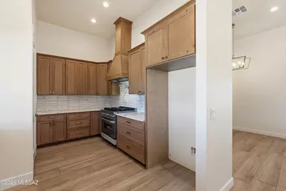 5001 N Wild Life Drive, Tucson, AZ 85745 - Photo 14