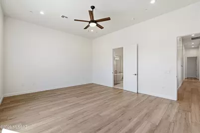 5001 N Wild Life Drive, Tucson, AZ 85745 - Photo 26