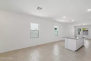 6750 W Mission Lake Way, Tucson, AZ 85757 - Photo 32