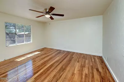 1011 E Halcyon Road, Tucson, AZ 85719 - Photo 8