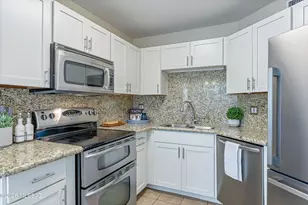 6655 N Canyon Crest Dr, Tucson, AZ 85750 - Photo 8