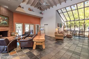 6655 N Canyon Crest Dr, Tucson, AZ 85750 - Photo 36
