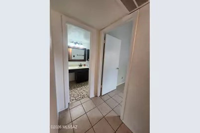 1620 N Wilmot Road #UNIT F228, Tucson, AZ 85712 - Photo 18
