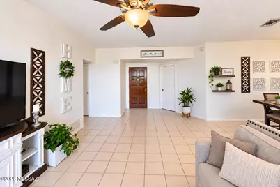 5818 S Mahan Drive, Tucson, AZ 85746 - Photo 2
