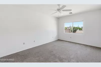 996 W VÃ­a De La Fonda, Green Valley, AZ 85614 - Photo 12