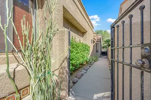 6082 N Black Bear Loop, Tucson, AZ 85750 - Photo 2