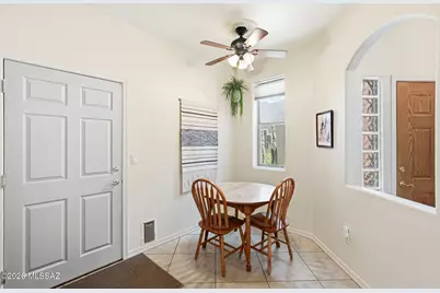 489 W Windham Boulevard, Green Valley, AZ 85614 - Photo 10