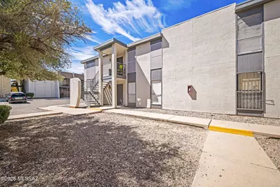 1620 N Wilmot Road #J 208, Tucson, AZ 85712 - Photo 2