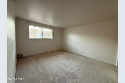 2164 S Calle Polar, Tucson, AZ 85710 - Photo 10