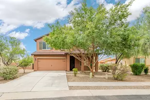 8247 W Razorbill Dr, Tucson, AZ 85757 - Photo 2