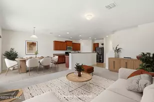 8247 W Razorbill Dr, Tucson, AZ 85757 - Photo 12