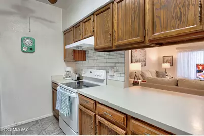 1519 W Placita Travis, Green Valley, AZ 85622 - Photo 10