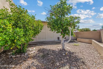 1720 S Traub Drive, Tucson, AZ 85710 - Photo 32