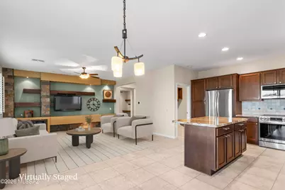 60368 E Arroyo Vista Drive, Oracle, AZ 85623 - Photo 8