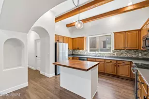 2655 N Sahuara Pl, Tucson, AZ 85712 - Photo 12