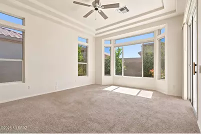 333 W Continental Vista Place, Green Valley, AZ 85614 - Photo 10