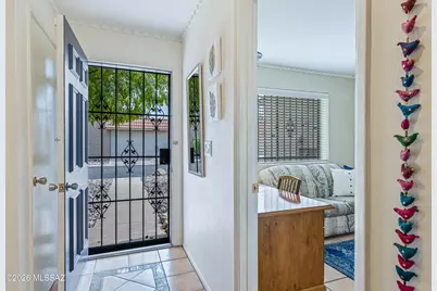 2032 S Birdie Circle, Tucson, AZ 85710 - Photo 6