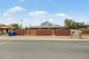 1037 E 30th St, Tucson, AZ 85713 - Photo 12