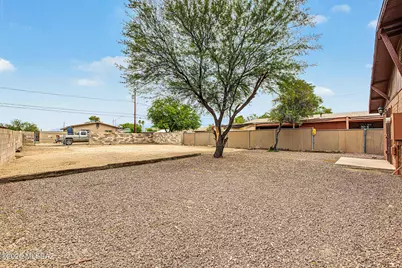 1037 E 30th Street, Tucson, AZ 85713 - Photo 8