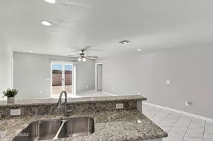 142 S Montgomery Ave, Corona de Tucson, AZ 85641 - Photo 8