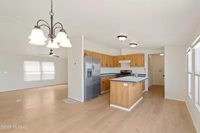 14384 E Colossal Creek Place, Vail, AZ 85641 - Photo 12