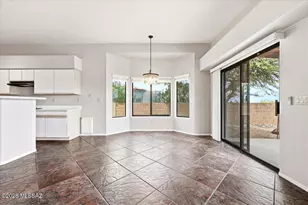 10961 E Siskin Pl, Tucson, AZ 85748 - Photo 16