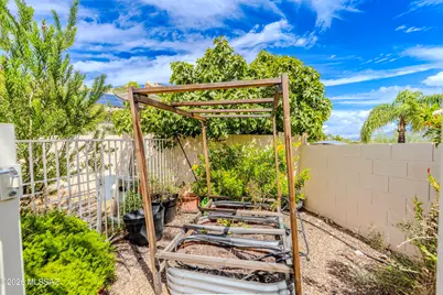 11268 N Running River Place, Oro Valley, AZ 85737 - Photo 18
