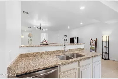 13536 N Vistoso Reserve Place, Oro Valley, AZ 85755 - Photo 18