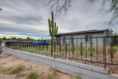 252 W Blacklidge Drive, Tucson, AZ 85705 - Photo 8