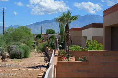 1600 W Vuelta Salvatierra, Green Valley, AZ 85622 - Photo 1