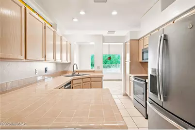 1600 W Vuelta Salvatierra, Green Valley, AZ 85622 - Photo 28