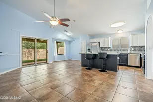 10226 E Buffaloberry Loop, Tucson, AZ 85748 - Photo 16